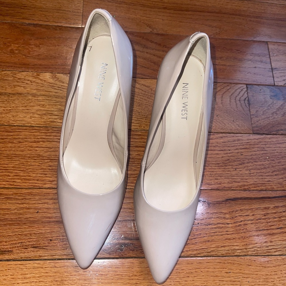 Nine West pumps